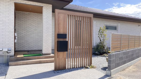 香川県 高松市｜重厚感のあるお庭｜ファザードデザインの外構｜庭造りのエクステリアプランナー