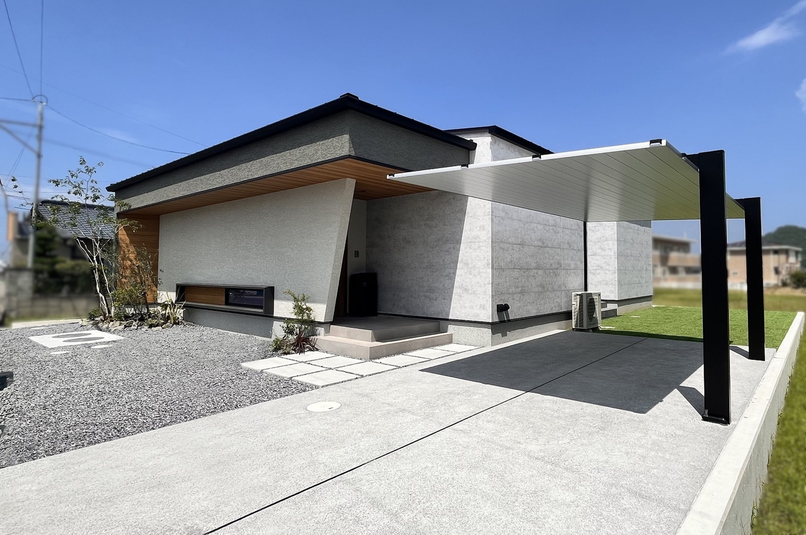 香川県高松市のお庭施工例｜洗練されたモダン外構とLIXIL SCカーポート