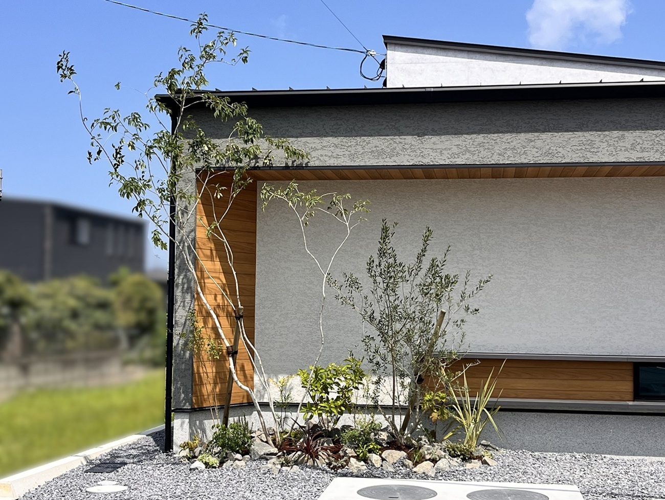 香川県高松市のお庭施工例｜洗練されたモダン外構とLIXIL SCカーポート